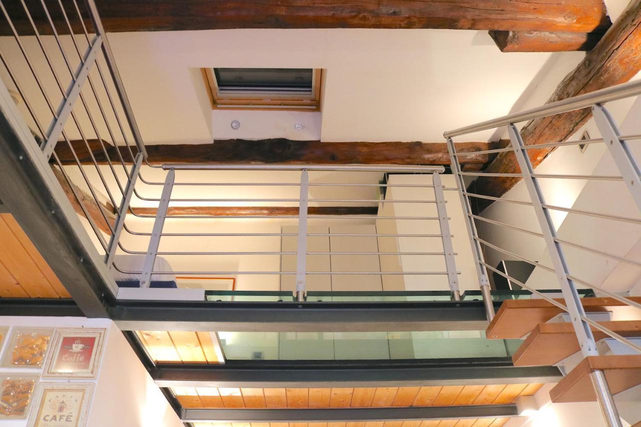 Charming Apartment In The Navigli District - 4 People Milano Exteriör bild